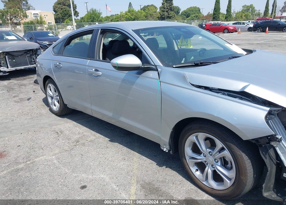2024 HONDA ACCORD LX VIN: 1HGCY1F28RA014516