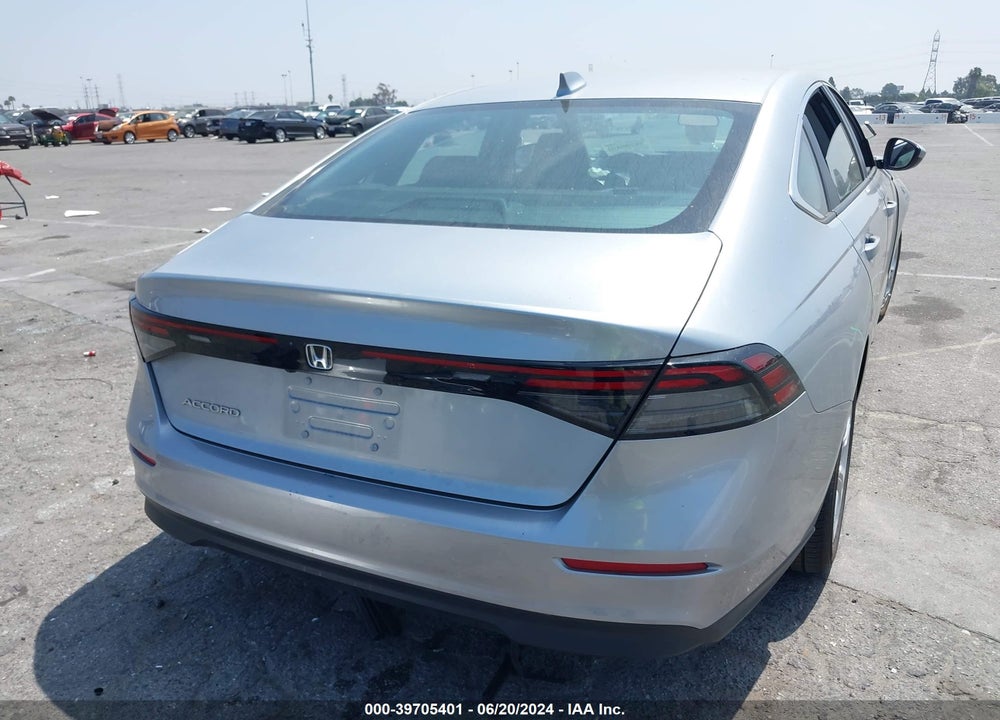 2024 HONDA ACCORD LX VIN: 1HGCY1F28RA014516