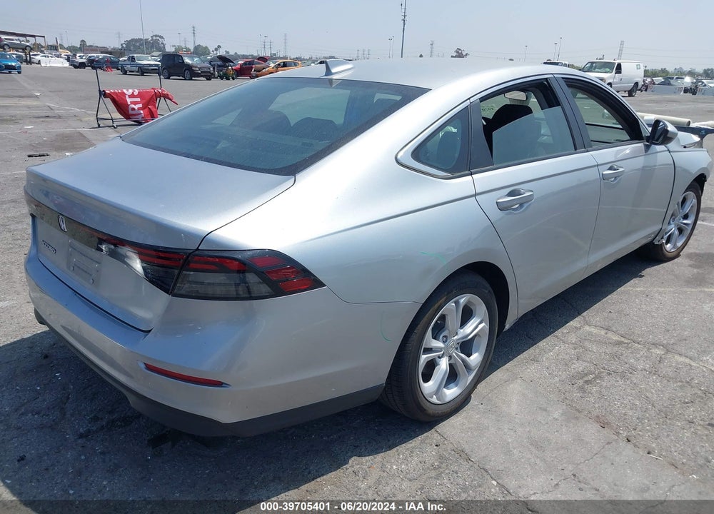 2024 HONDA ACCORD LX VIN: 1HGCY1F28RA014516