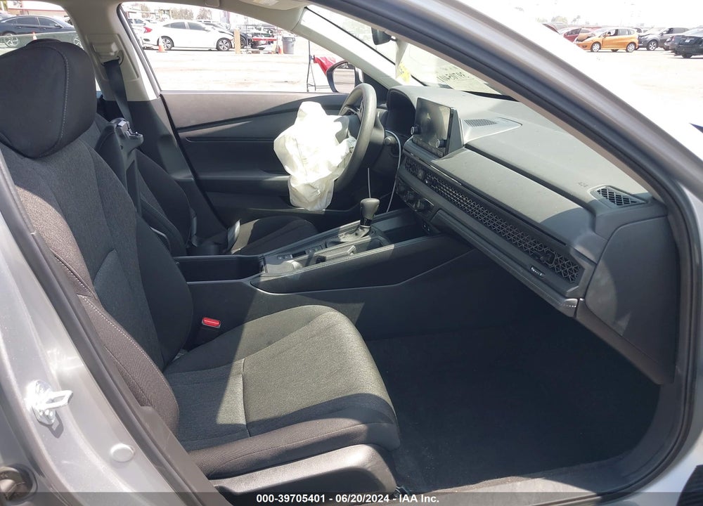 2024 HONDA ACCORD LX VIN: 1HGCY1F28RA014516