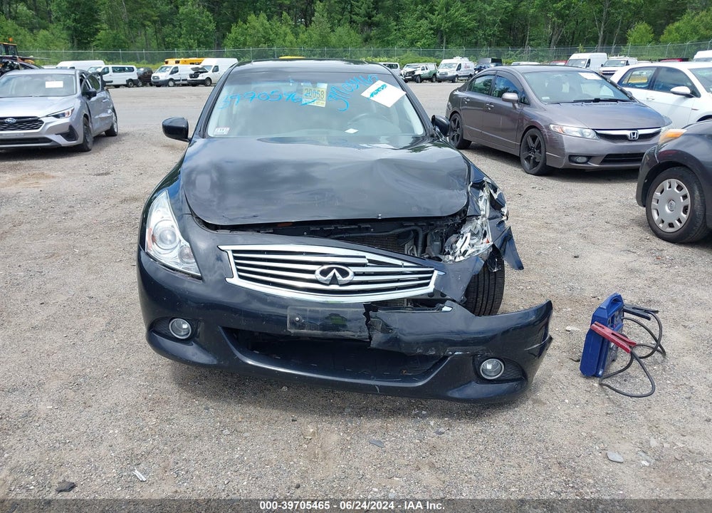2015 INFINITI Q40 VIN: JN1CV6AR9FM650027
