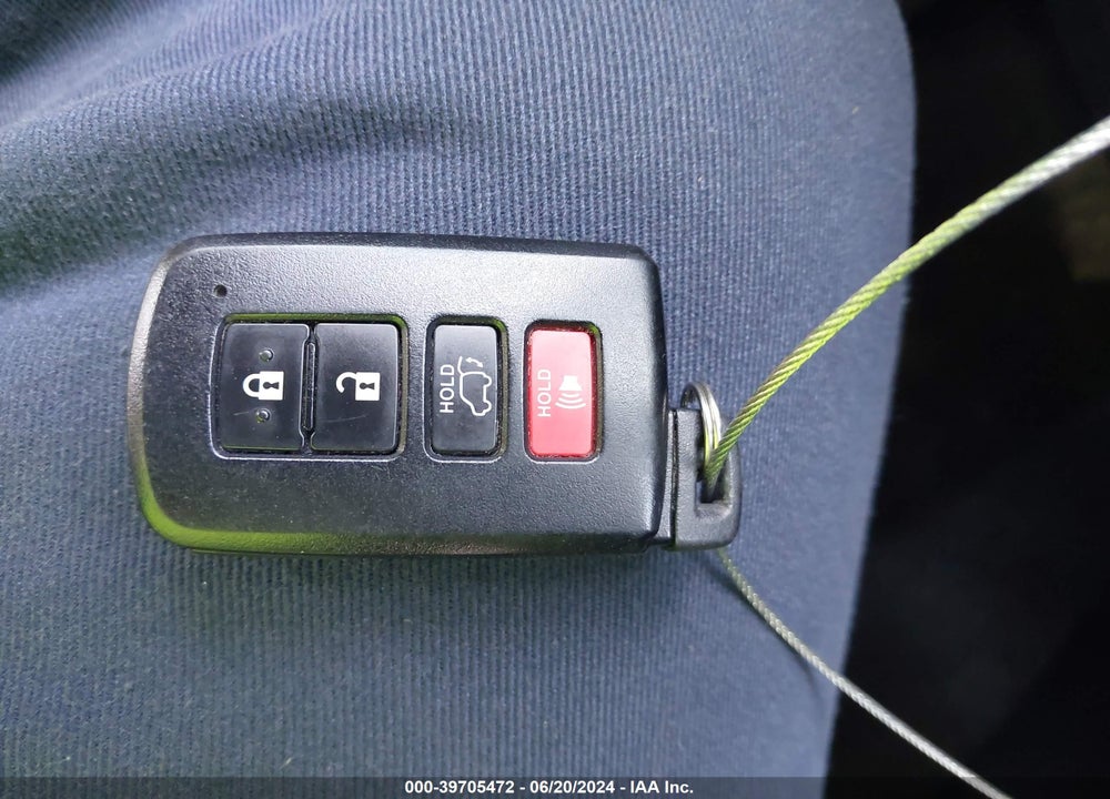 2018 TOYOTA RAV4 HYBRID LIMITED VIN: JTMDJREV7JD214145