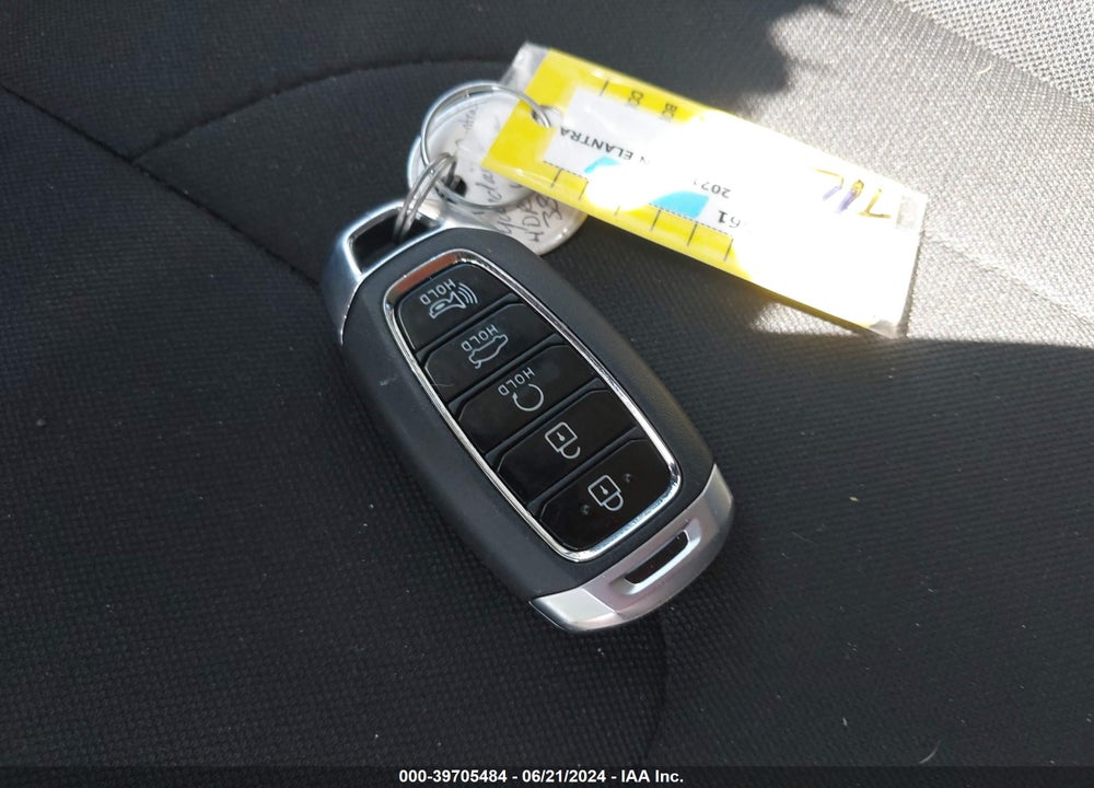 2021 HYUNDAI ELANTRA SEL VIN: 5NPLM4AG4MH006445