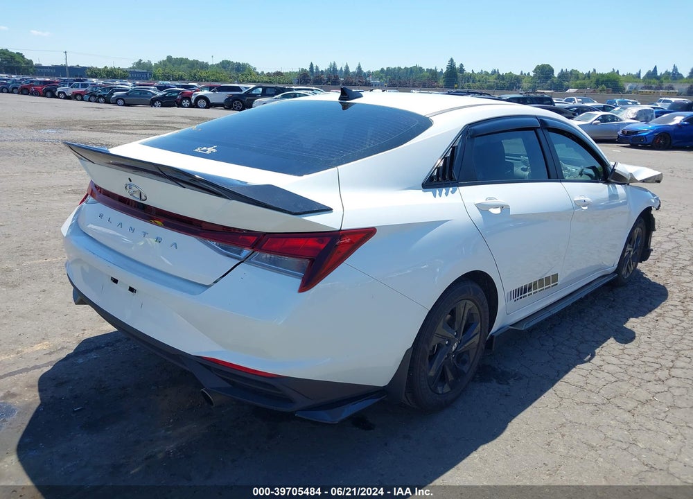2021 HYUNDAI ELANTRA SEL VIN: 5NPLM4AG4MH006445