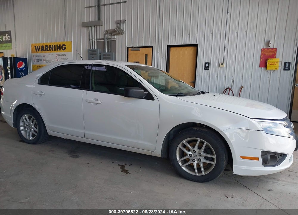 2010 FORD FUSION S VIN: 3FAHP0GA4AR382294