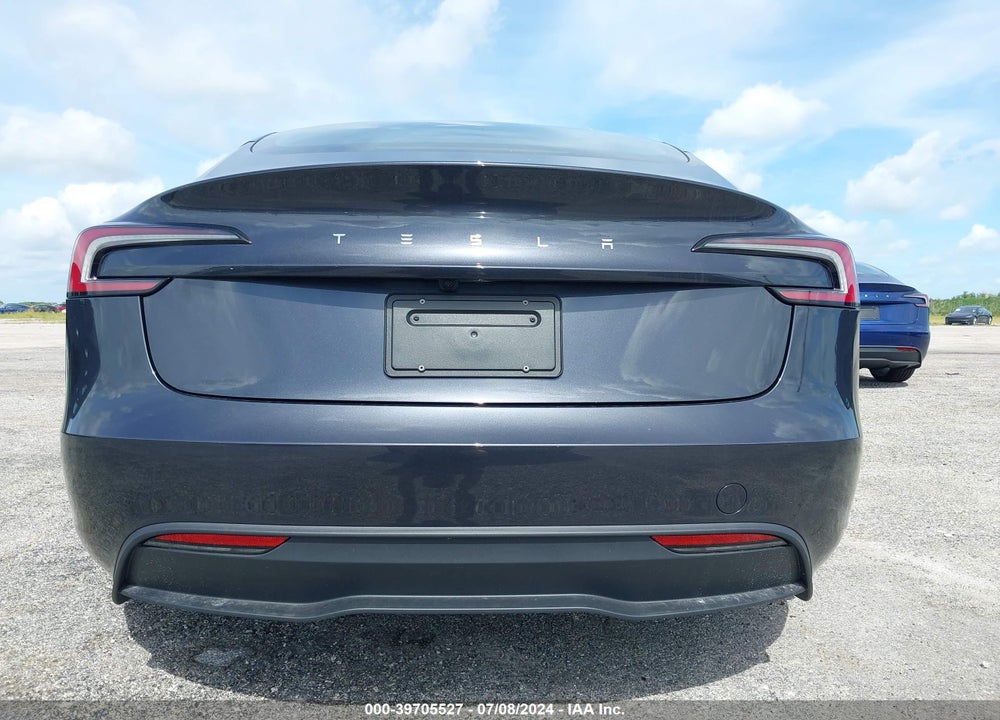 2024 TESLA MODEL 3 REAR-WHEEL DRIVE VIN: 5YJ3E1EAXRF752132
