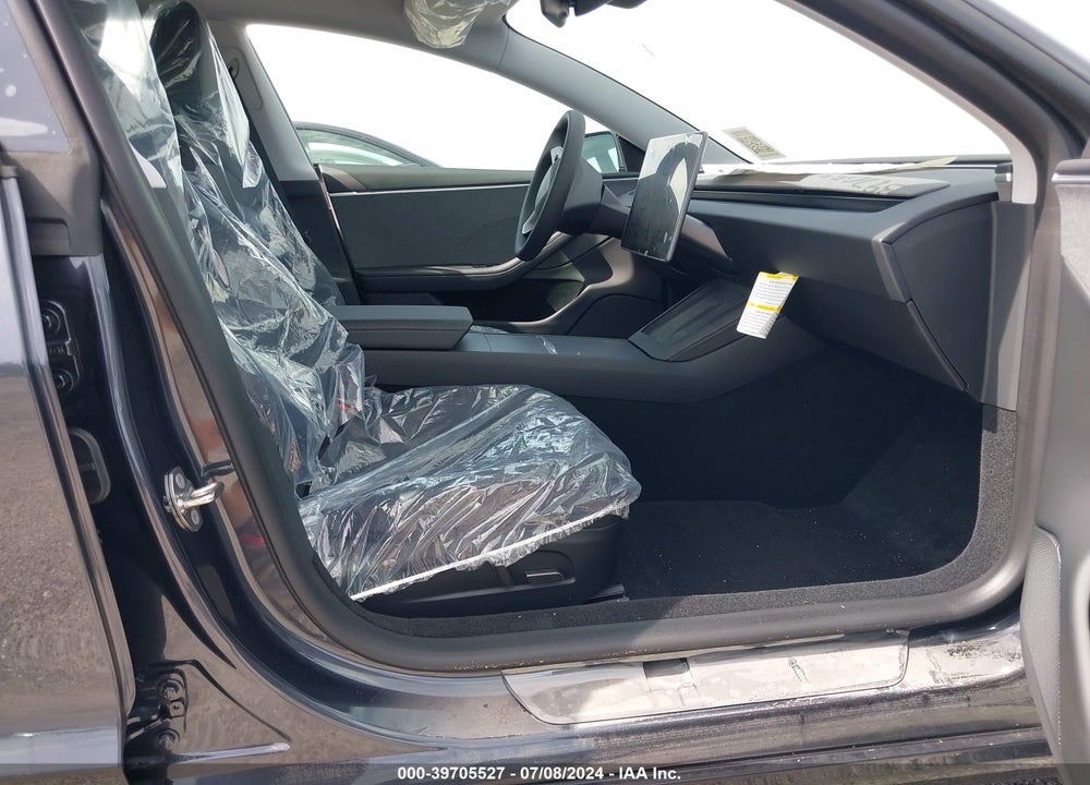 2024 TESLA MODEL 3 REAR-WHEEL DRIVE VIN: 5YJ3E1EAXRF752132