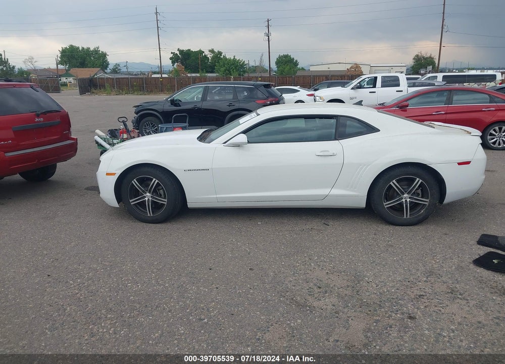 2013 CHEVROLET CAMARO 2LS VIN: 2G1FA1E38D9228283