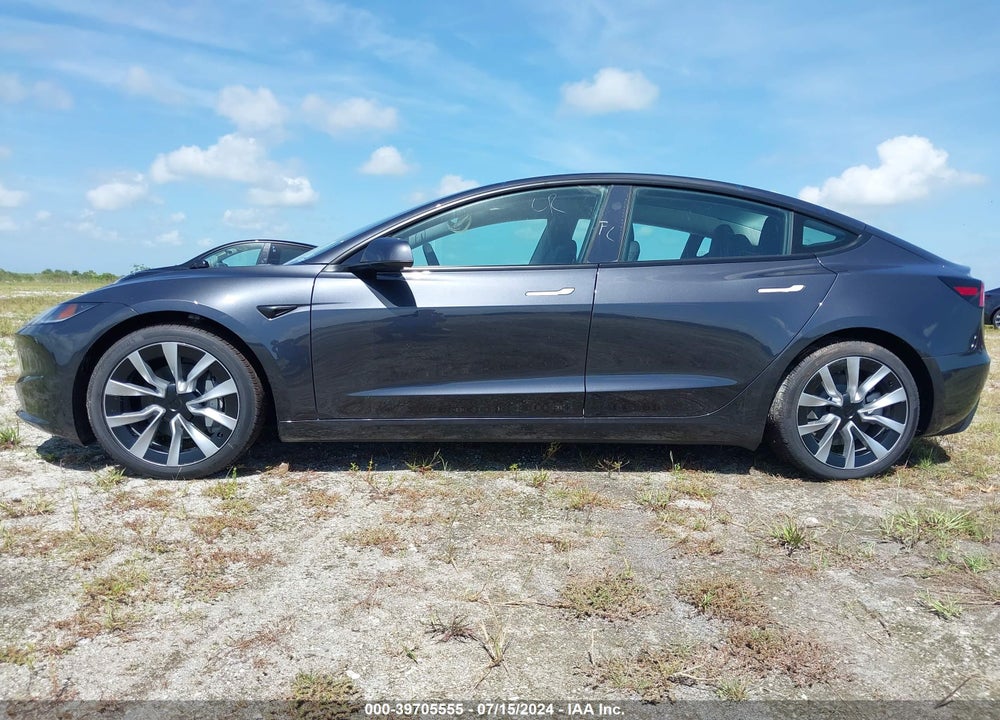 2024 TESLA MODEL 3 REAR-WHEEL DRIVE VIN: 5YJ3E1EA9RF752140