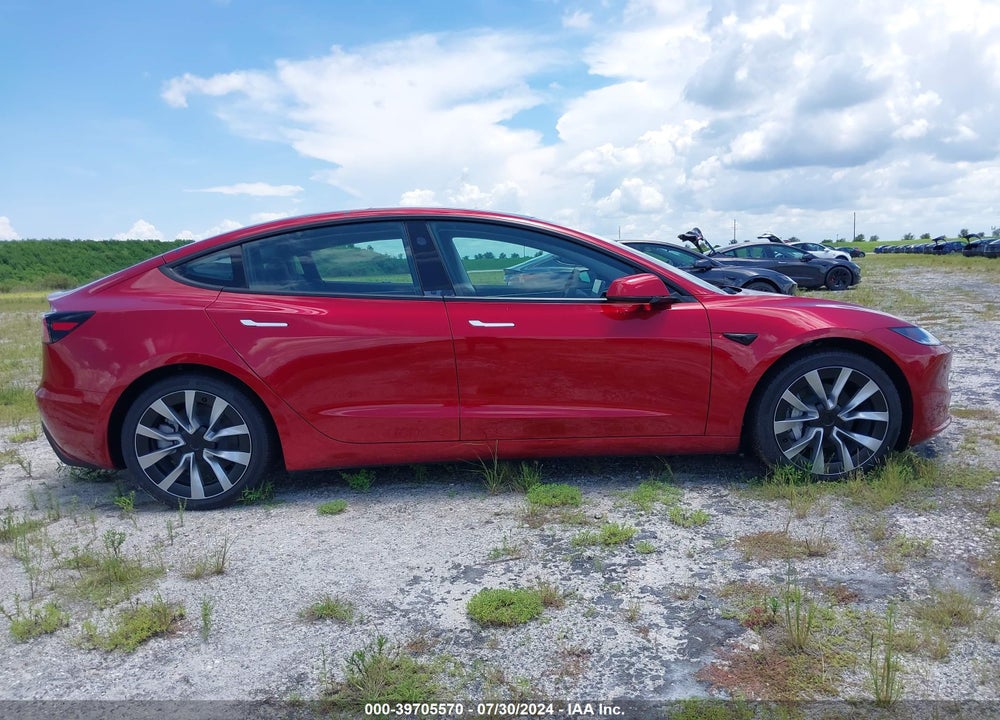 2024 TESLA MODEL 3 REAR-WHEEL DRIVE VIN: 5YJ3E1EA8RF752663