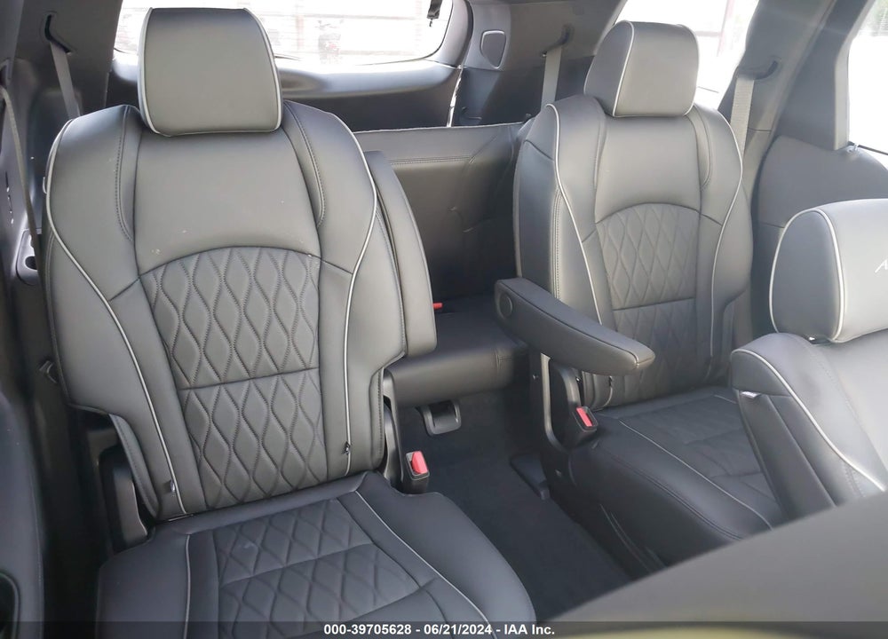 2024 BUICK ENCLAVE AVENIR AWD VIN: 5GAEVCKW9RJ102805