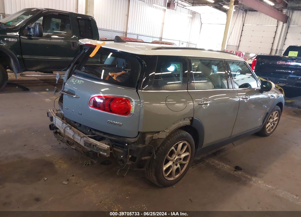 2017 MINI CLUBMAN COOPER VIN: WMWLU1C38H2F28463