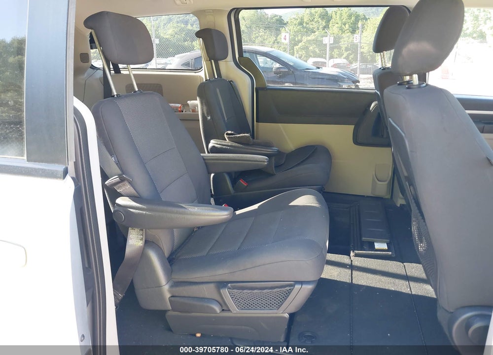 2009 DODGE GRAND CARAVAN SXT VIN: 1D8HN54129B500457