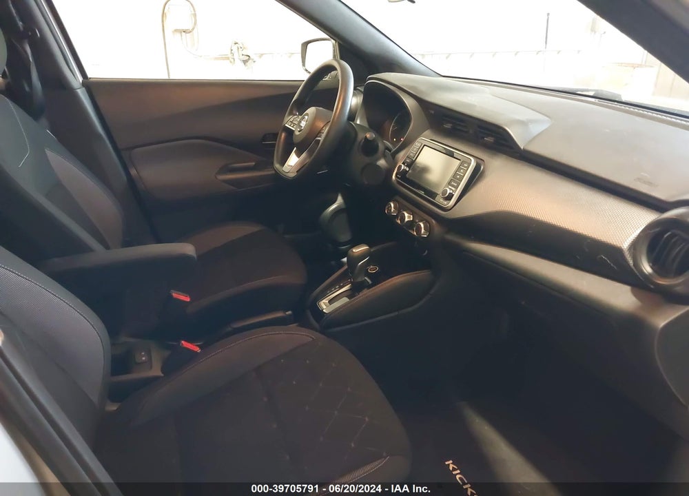 2019 NISSAN KICKS S VIN: 3N1CP5CU9KL541173