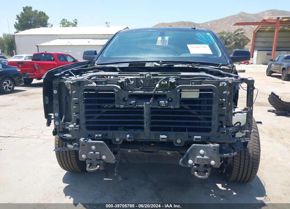 2018 CHEVROLET SILVERADO 1500 2LT VIN: 3GCUKREC8JG647374