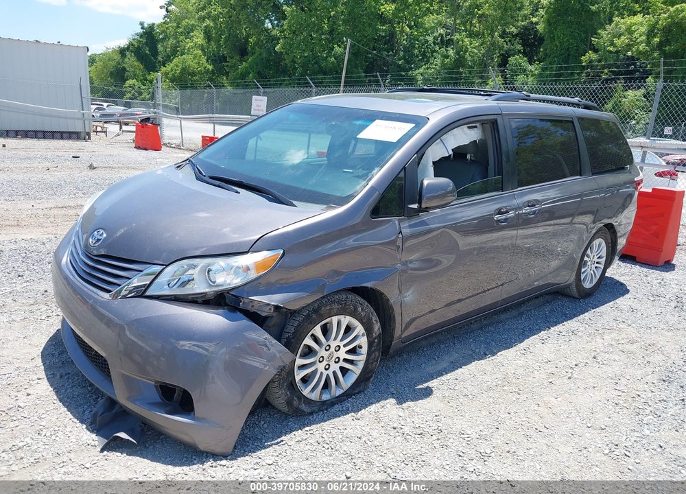 2016 TOYOTA SIENNA XLE 8 PASSENGER VIN: 5TDYK3DC0GS698765