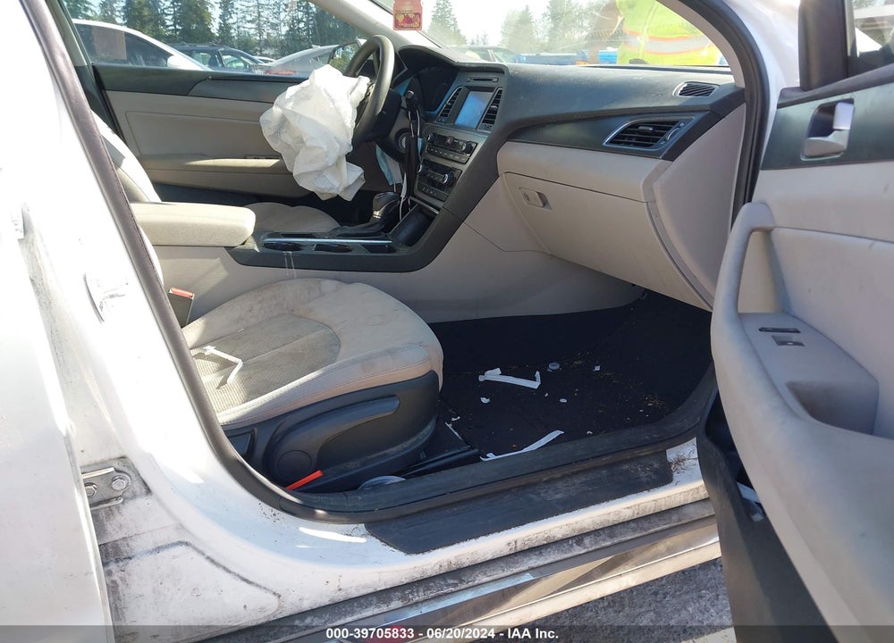 2016 HYUNDAI SONATA VIN: 5NPE34AFXGH368562