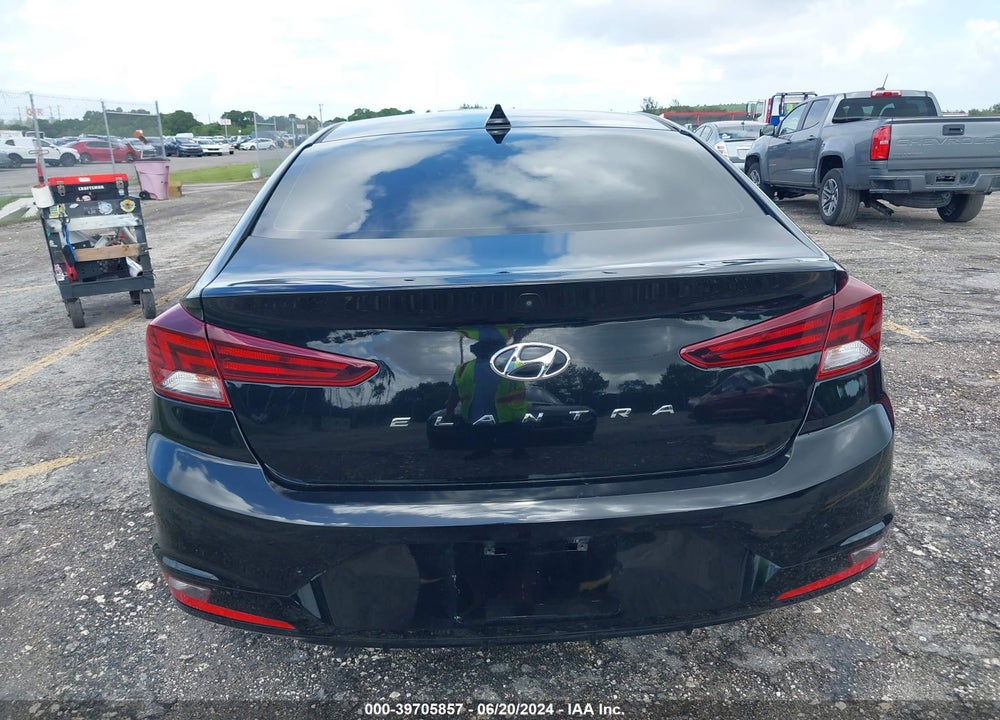 2019 HYUNDAI ELANTRA SEL VIN: KMHD84LF7KU858249