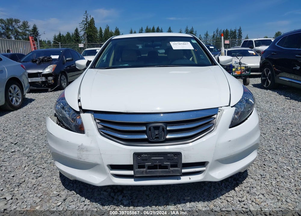 2011 HONDA ACCORD 2.4 SE VIN: 1HGCP2F64BA121239