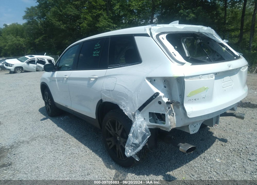 2021 HONDA PASSPORT AWD SPORT VIN: 5FNYF8H29MB010765