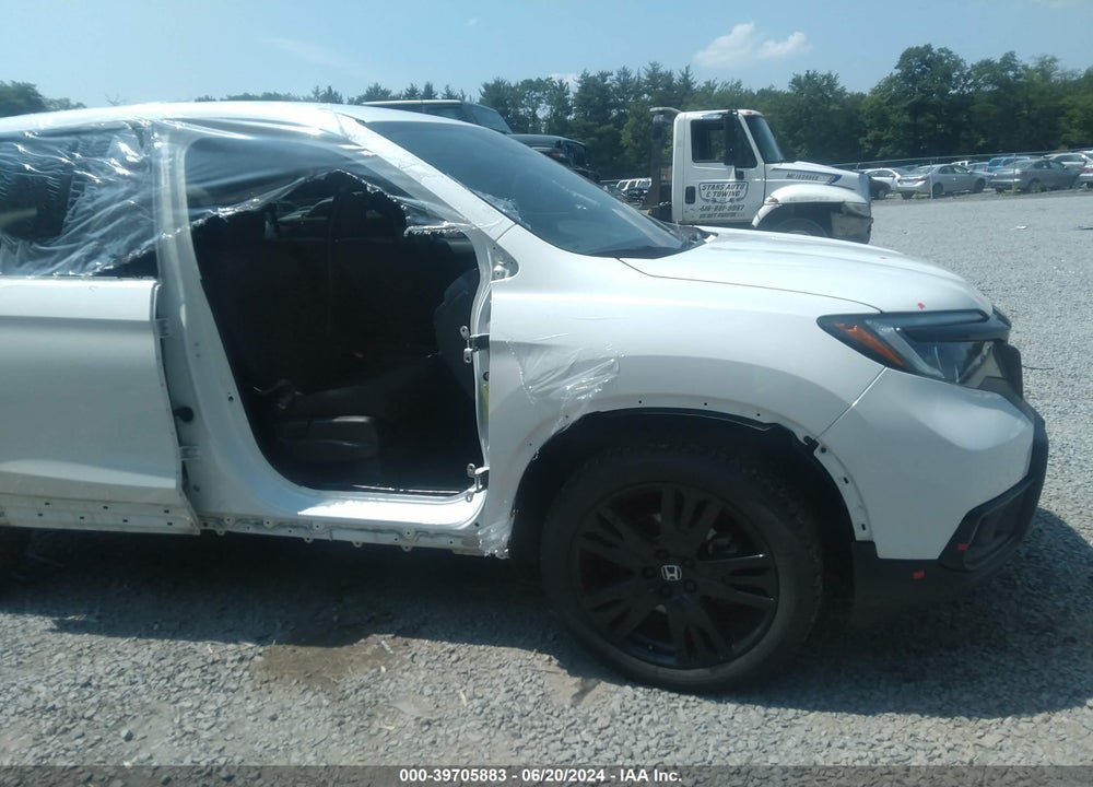2021 HONDA PASSPORT AWD SPORT VIN: 5FNYF8H29MB010765