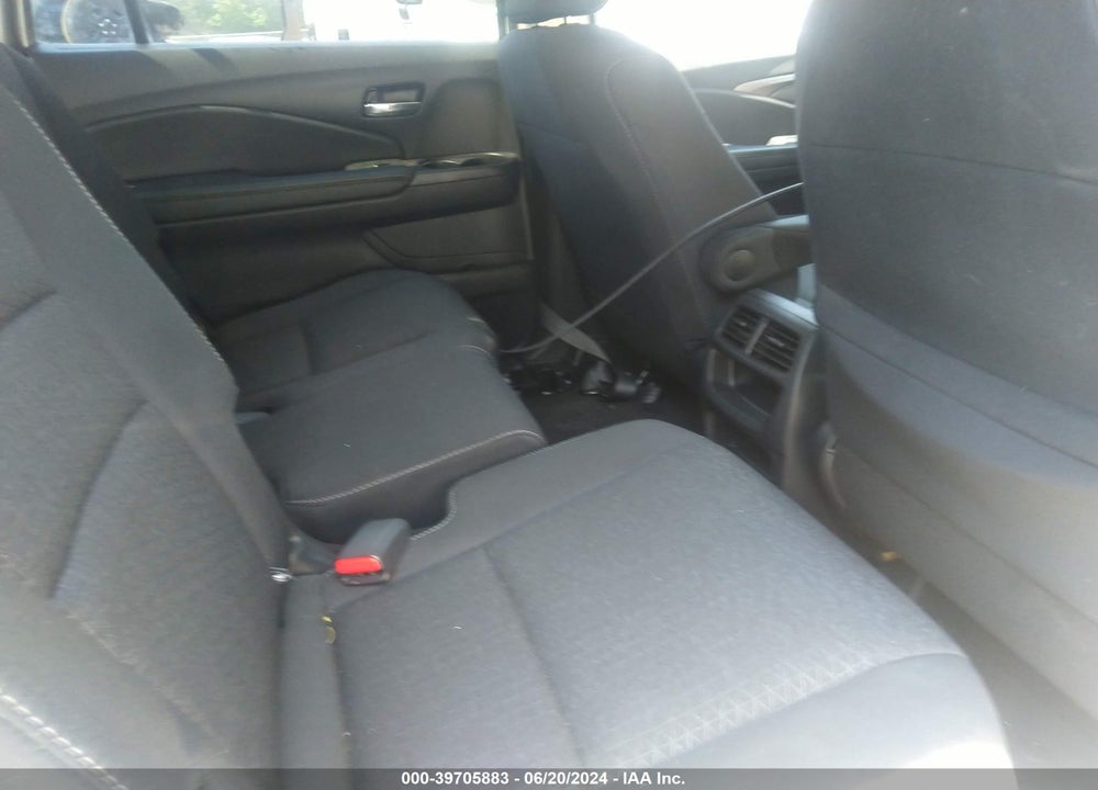 2021 HONDA PASSPORT AWD SPORT VIN: 5FNYF8H29MB010765