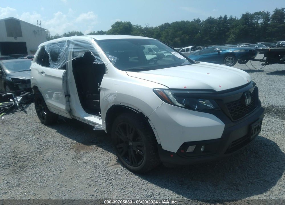 2021 HONDA PASSPORT AWD SPORT VIN: 5FNYF8H29MB010765