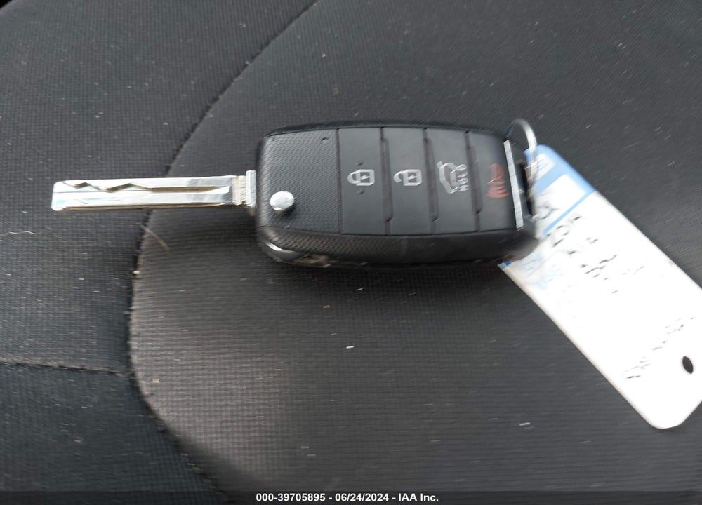 2014 KIA SOUL VIN: KNDJN2A26E7010600