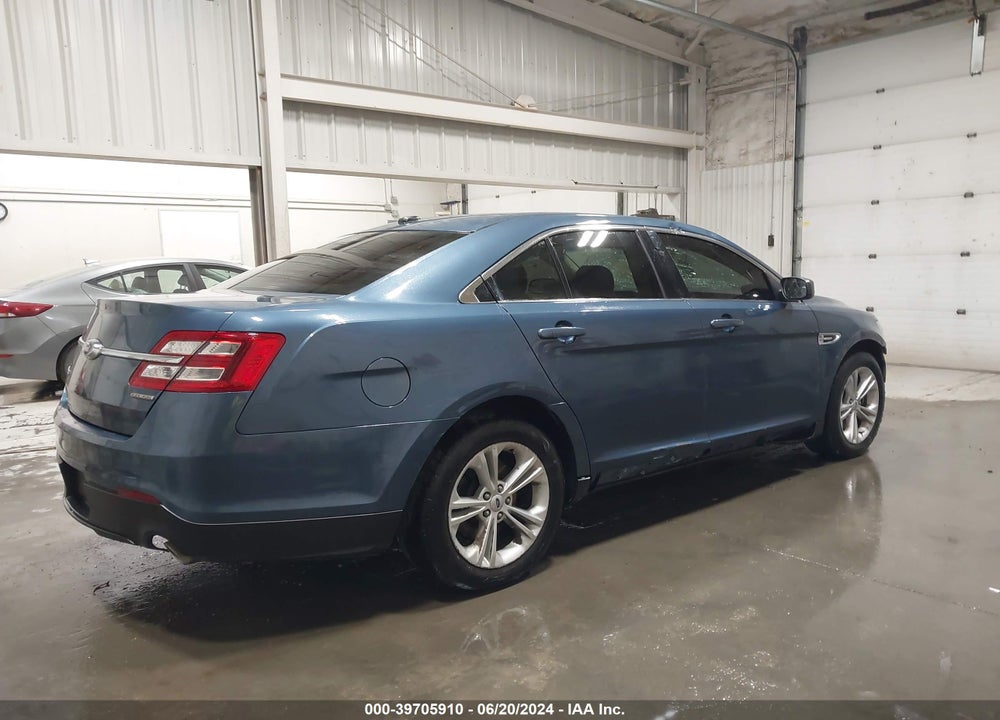 2018 FORD TAURUS VIN: 1FAHP2D85JG105822