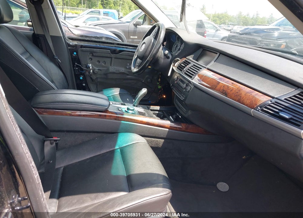 2008 BMW X5 3.0SI VIN: 5UXFE43508L025838
