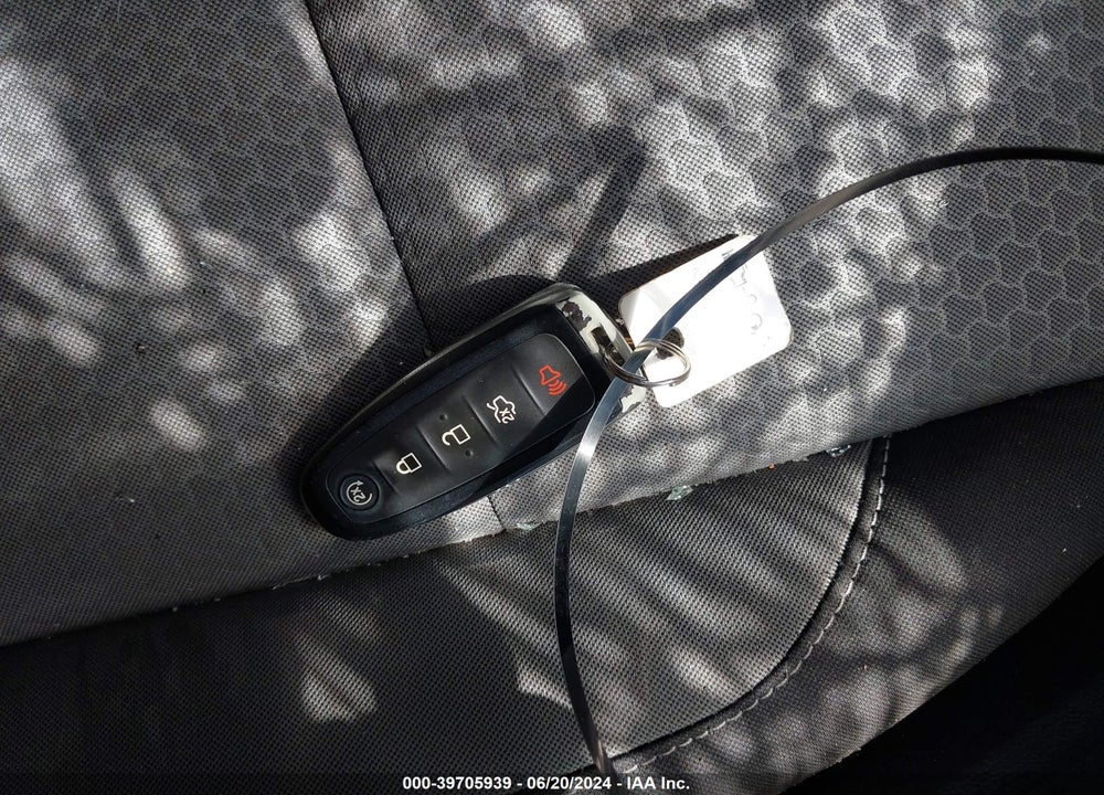 2019 FORD ESCAPE SE VIN: 1FMCU9GD7KUA95016
