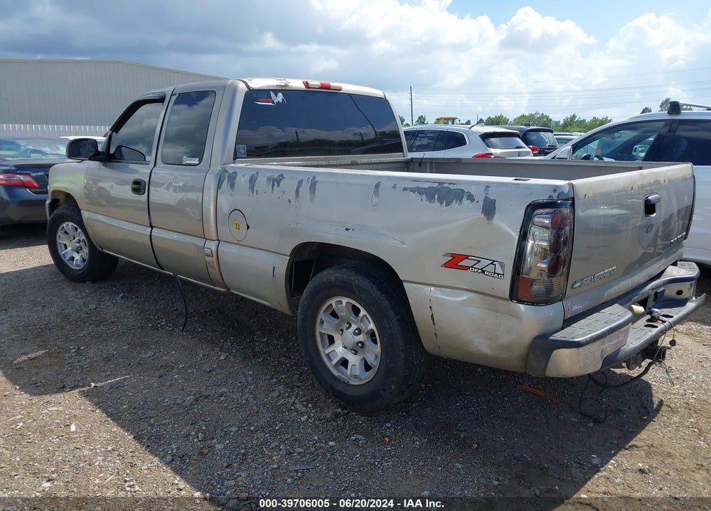 2000 GMC SIERRA 1500 SLE VIN: 1GTEC19T0YZ322418