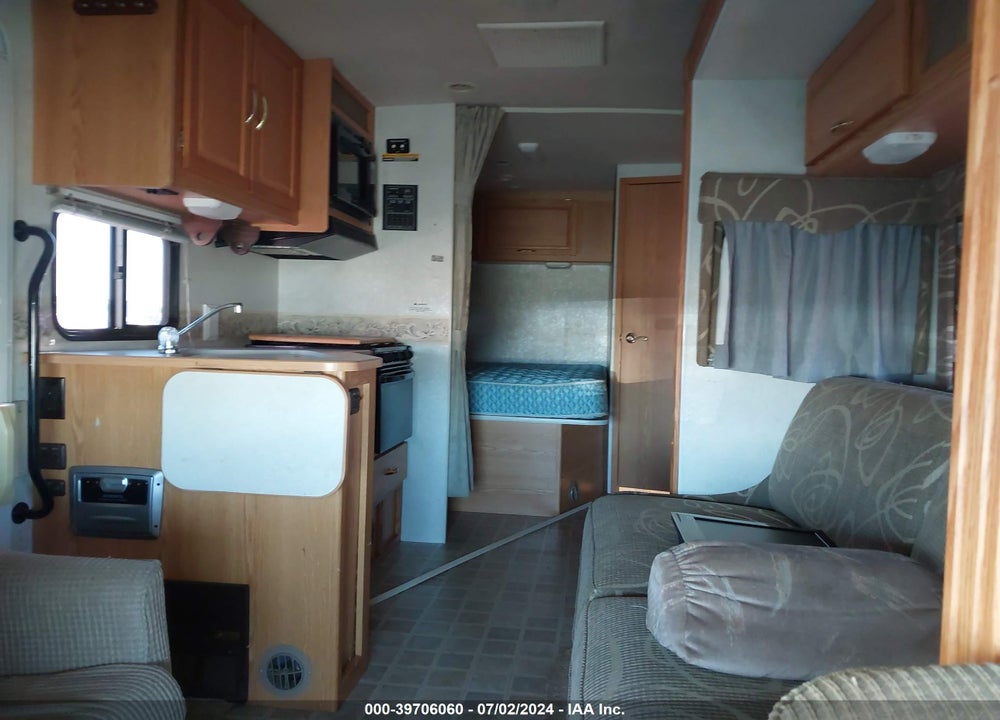 2005 WINNEBAGO ITASCA SPIRIT VIN: 1FDXE45S24HB29765