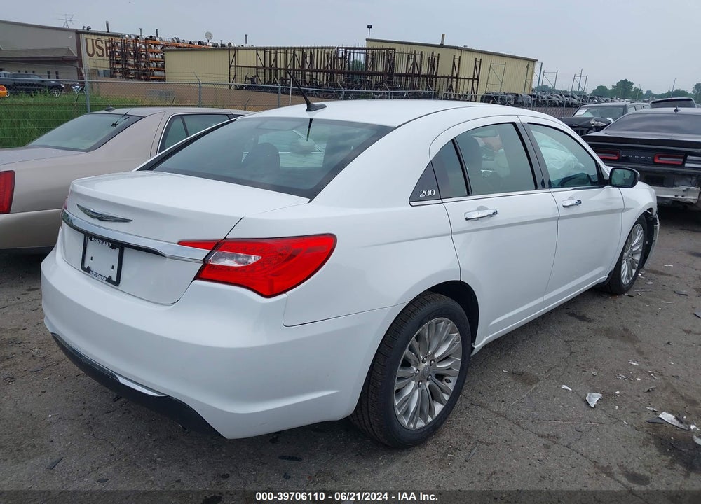 2013 CHRYSLER 200 LIMITED VIN: 1C3CCBCG4DN679275
