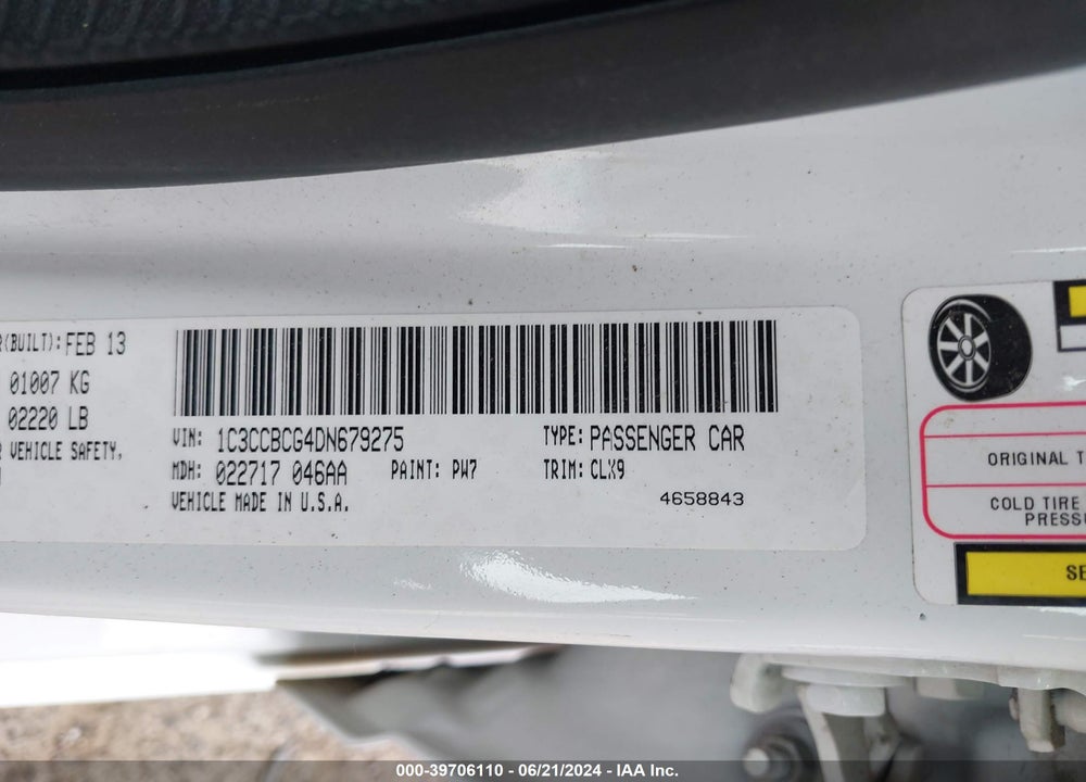 2013 CHRYSLER 200 LIMITED VIN: 1C3CCBCG4DN679275