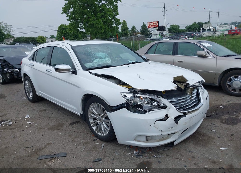 2013 CHRYSLER 200 LIMITED VIN: 1C3CCBCG4DN679275