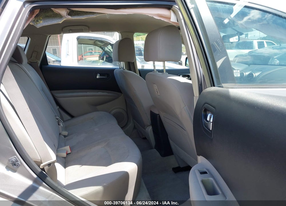 2014 NISSAN ROGUE SELECT S VIN: JN8AS5MV8EW707776