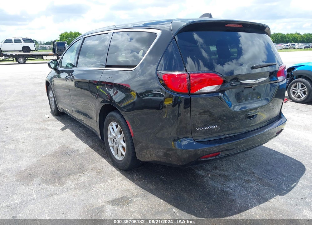 2022 CHRYSLER VOYAGER LX VIN: 2C4RC1CG4NR218470
