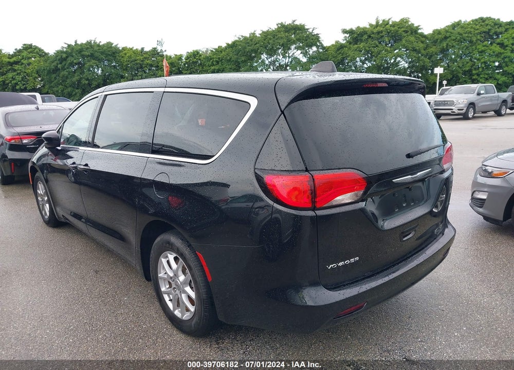 2022 CHRYSLER VOYAGER LX VIN: 2C4RC1CG4NR218470