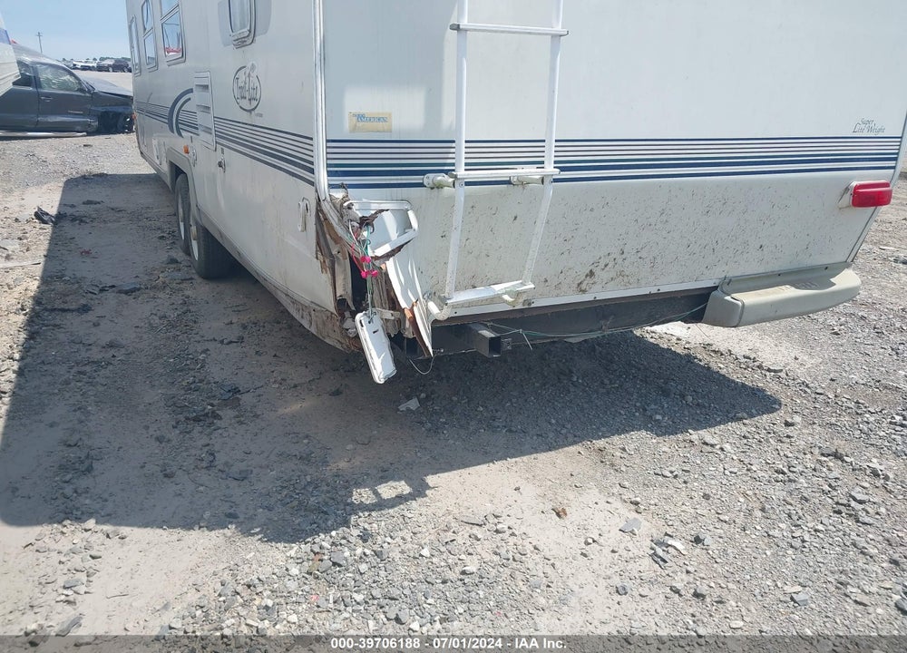 2002 R-VISION TRAIL LITE 8280 VIN: 4WY200P2621078821
