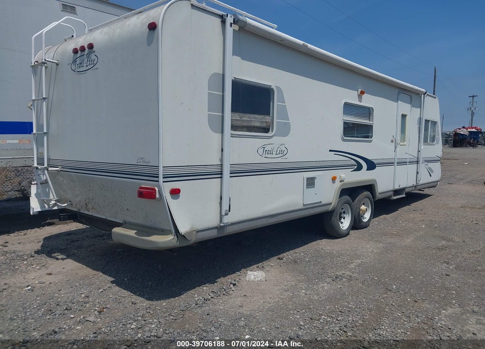 2002 R-VISION TRAIL LITE 8280 VIN: 4WY200P2621078821