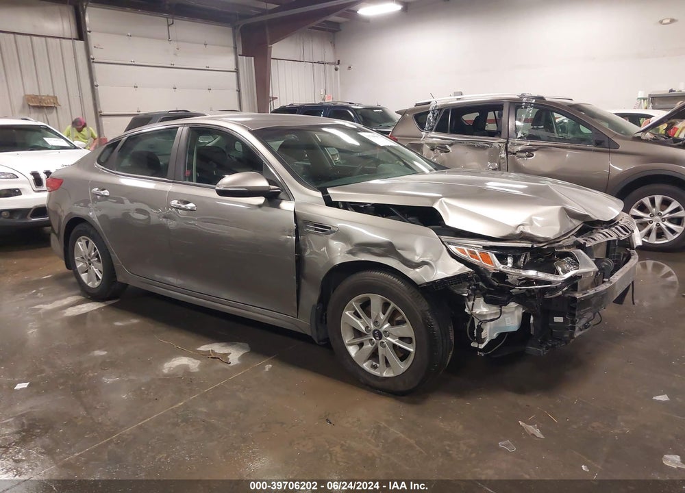 2016 KIA OPTIMA LX VIN: 5XXGT4L33GG092748