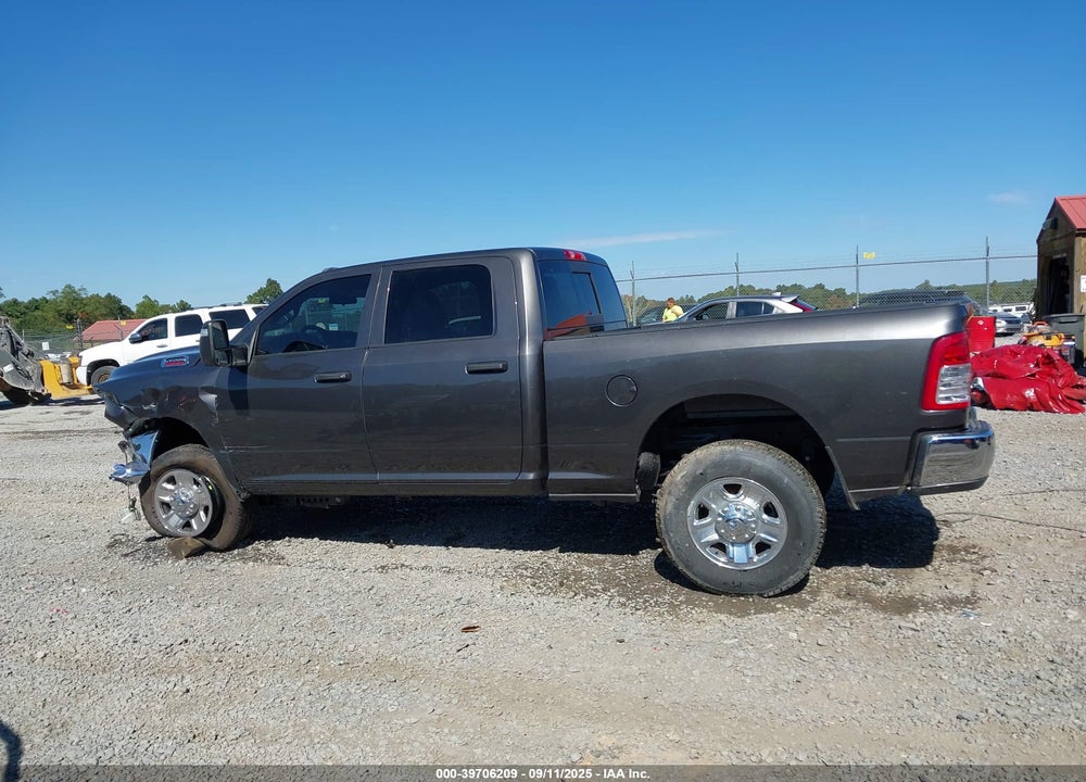 2024 RAM 2500 TRADESMAN 4X4 6'4 BOX VIN: 3C6UR5CJ7RG162135