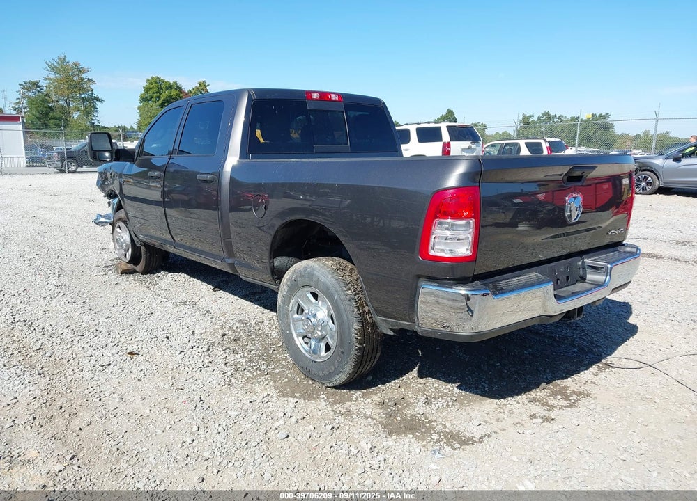 2024 RAM 2500 TRADESMAN 4X4 6'4 BOX VIN: 3C6UR5CJ7RG162135