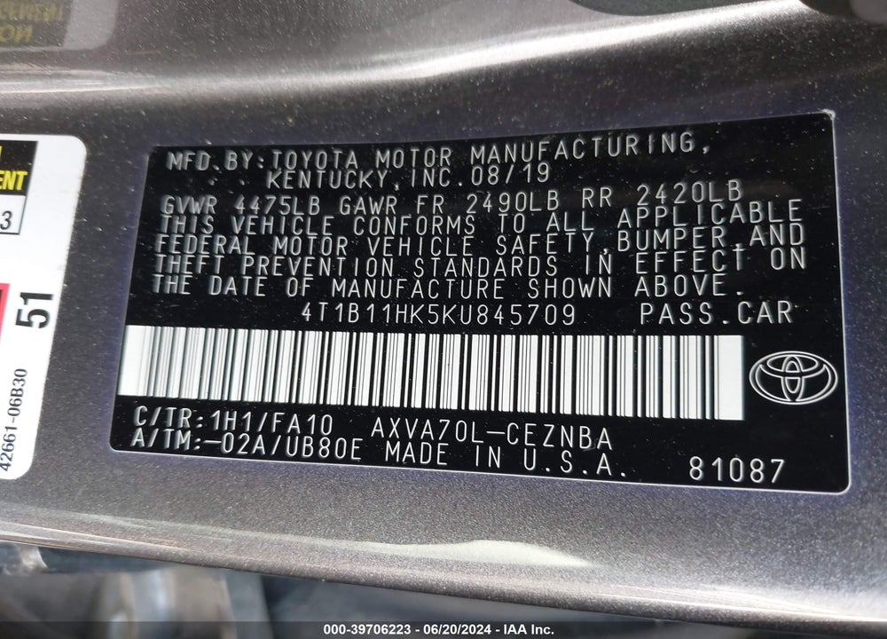 2019 TOYOTA CAMRY LE VIN: 4T1B11HK5KU845709