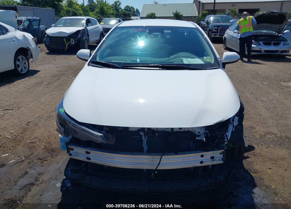 2024 TOYOTA COROLLA LE VIN: 5YFB4MDE6RP131916