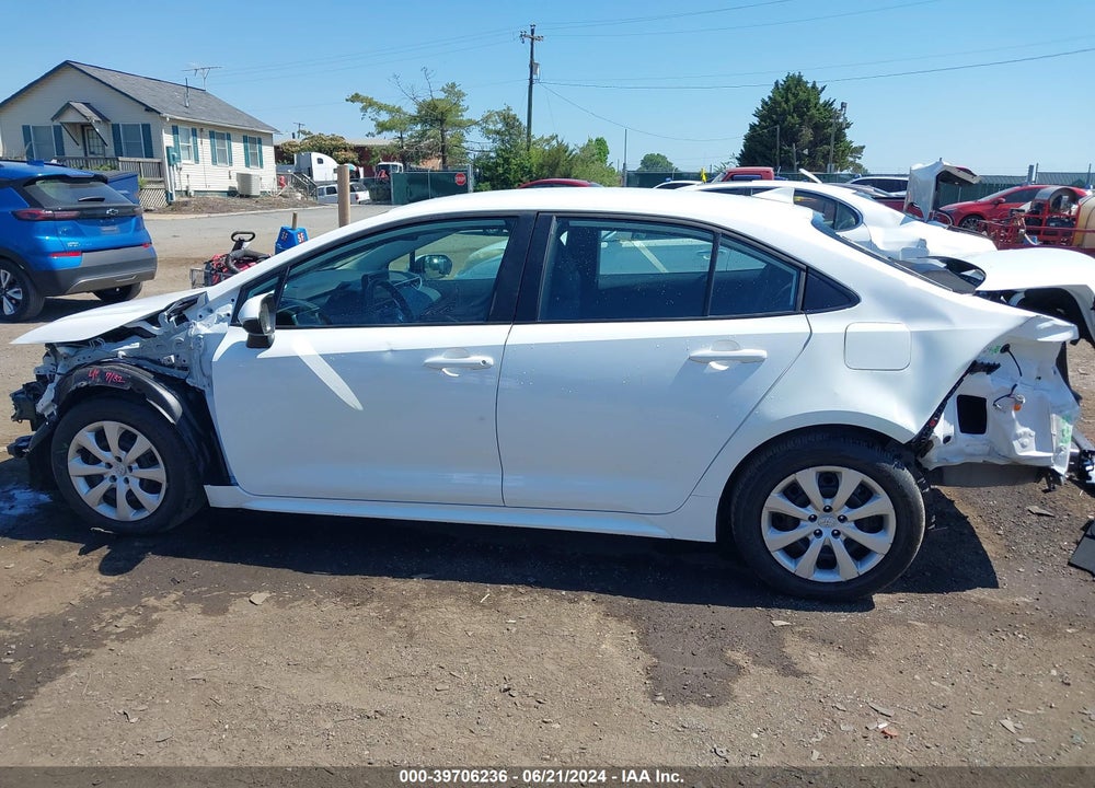 2024 TOYOTA COROLLA LE VIN: 5YFB4MDE6RP131916