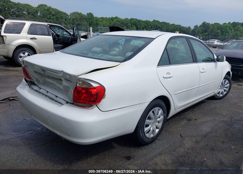 2005 TOYOTA CAMRY LE VIN: 4T1BE32K95U613286