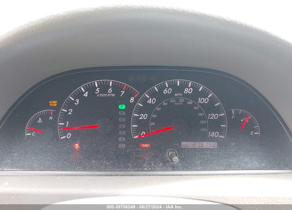 2005 TOYOTA CAMRY LE VIN: 4T1BE32K95U613286
