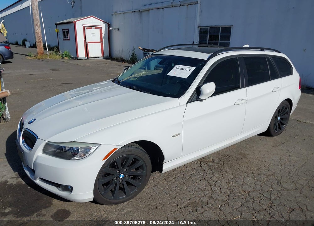 2009 BMW 328I VIN: WBAUT93579A190937
